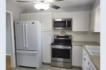 4775 Cove Circle #606, Saint Petersburg, FL 33708 - Photo 7