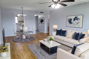 4775 Cove Cir, Saint Petersburg, FL 33708 - Photo 11