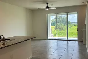 34218 Redwood Dawn Ln, Wesley Chapel, FL 33543 - Photo 3