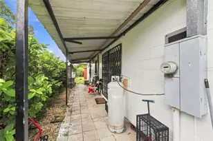 1801 Bethune Dr, Plant City, FL 33563 - Photo 29