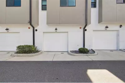931 Arlington Avenue N, Saint Petersburg, FL 33705 - Photo 43