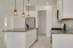 7222 Paradiso Dr, Apollo Beach, FL 33572 - Photo 11