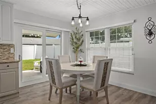 6917 Dunnett Ave N, Saint Petersburg, FL 33709 - Photo 11