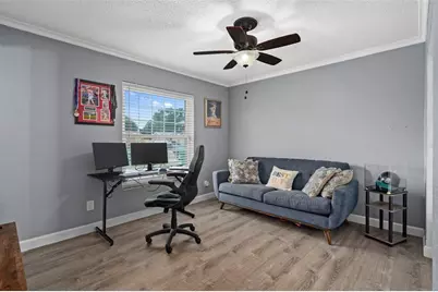 6917 Dunnett Avenue N, Saint Petersburg, FL 33709 - Photo 29