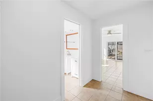 2053 Dolphin Blvd S, Saint Petersburg, FL 33707 - Photo 15