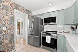 839 Florida Ave, Palm Harbor, FL 34683 - Photo 13