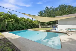 1683 Oak Pl, Clearwater, FL 33755 - Photo 33