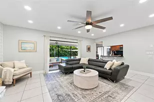 1683 Oak Pl, Clearwater, FL 33755 - Photo 15