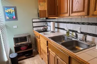 605 Club Cir, Lake Wales, FL 33854 - Photo 5