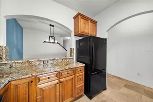 18171 Paradise Point Dr, Tampa, FL 33647 - Photo 5