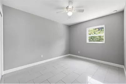 7806 Tanglewood Lane, Tampa, FL 33615 - Photo 13