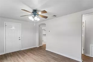 14623 Sunset Dr, Largo, FL 33774 - Photo 11