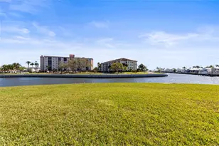 19029 US Hwy 19 N, Clearwater, FL 33764 - Photo 9
