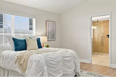625 Folsom Street S, Saint Petersburg, FL 33707 - Photo 19