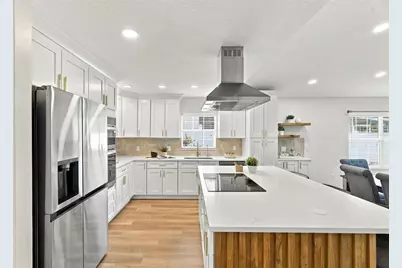 625 Folsom Street S, Saint Petersburg, FL 33707 - Photo 9
