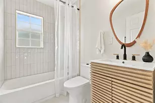 625 Folsom St S, Saint Petersburg, FL 33707 - Photo 29