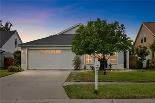 1702 Meadow Oak Ln, Tarpon Springs, FL 34689 - Photo 1