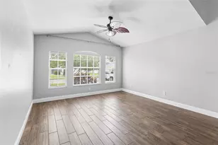 1702 Meadow Oak Ln, Tarpon Springs, FL 34689 - Photo 17