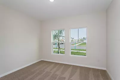 36715 Thornhedge Drive, Zephyrhills, FL 33541 - Photo 13