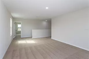 36715 Thornhedge Dr, Zephyrhills, FL 33541 - Photo 19