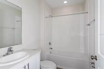 36715 Thornhedge Drive, Zephyrhills, FL 33541 - Photo 17