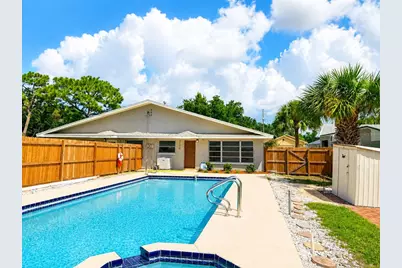 3770 50th Avenue N, Saint Petersburg, FL 33714 - Photo 3