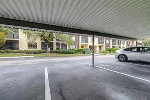 13602 S Village Dr, Tampa, FL 33618 - Photo 21