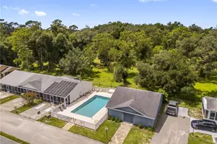 4753 Silver Cir, Zephyrhills, FL 33541 - Photo 33