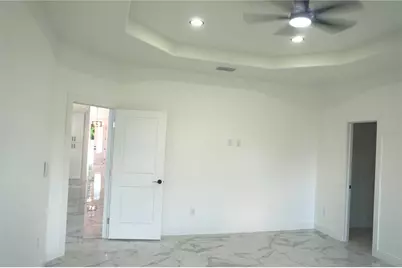 8926 N Orleans Avenue, Tampa, FL 33604 - Photo 11