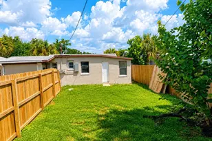 3714 50th Ave N, Saint Petersburg, FL 33714 - Photo 3