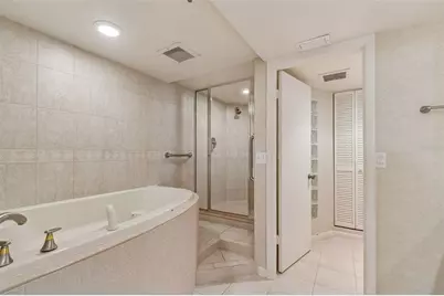 17900 Gulf Boulevard #15D, Redington Shores, FL 33708 - Photo 23