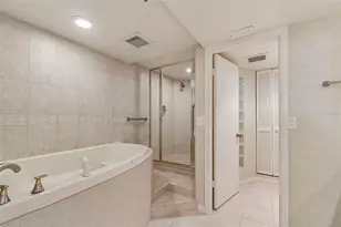 17900 Gulf Blvd, Redington Shores, FL 33708 - Photo 23