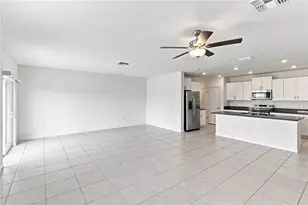 5375 Blue Horizon Wy, Wimauma, FL 33598 - Photo 5