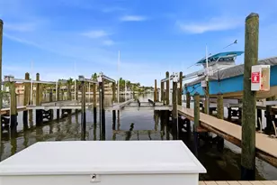 2775 Kipps Colony Dr S, Gulfport, FL 33707 - Photo 25
