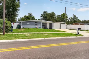 10905 N 22nd St, Tampa, FL 33612 - Photo 3
