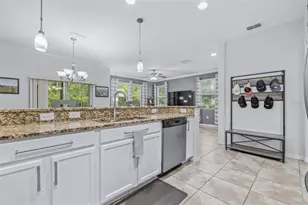 20316 Starfinder Way, Tampa, FL 33647 - Photo 5
