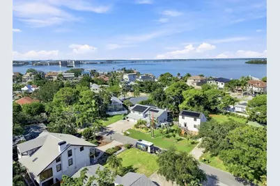 201 Lagoon Drive, Palm Harbor, FL 34683 - Photo 7
