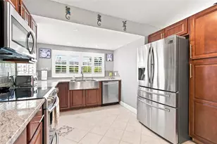 201 Lagoon Dr, Palm Harbor, FL 34683 - Photo 11