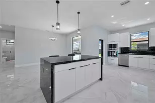 1313 NE 7th Ave, Cape Coral, FL 33909 - Photo 13