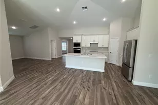 9924 Annunciation Dr, Wesley Chapel, FL 33545 - Photo 7