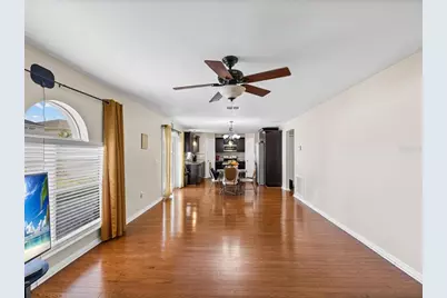 12614 Lake Vista Drive, Gibsonton, FL 33534 - Photo 13