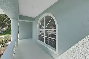 1423 Lake Shore Ranch Dr, Seffner, FL 33584 - Photo 5