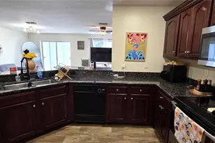 4555 Limerick Dr, Tampa, FL 33610 - Photo 11