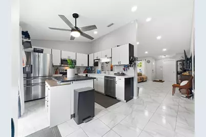 70 Squire Court, Dunedin, FL 34698 - Photo 11