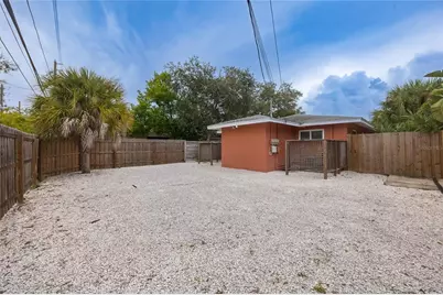 6219 2nd Avenue S, Saint Petersburg, FL 33707 - Photo 25