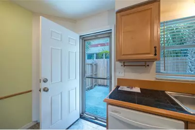 6219 2nd Avenue S, Saint Petersburg, FL 33707 - Photo 9