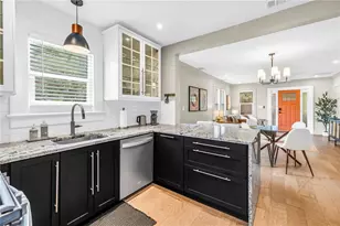 1323 7th Ave N, Saint Petersburg, FL 33705 - Photo 21