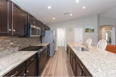 719 Vineyard Reserve Court, Seffner, FL 33584 - Photo 13