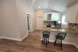 12217 1/2 Sunshine Ln, Treasure Island, FL 33706 - Photo 17