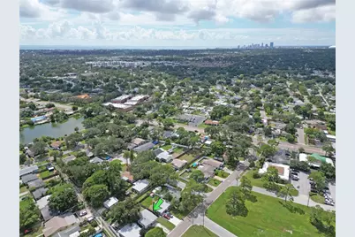 718 Northmoor Avenue N, Saint Petersburg, FL 33702 - Photo 27